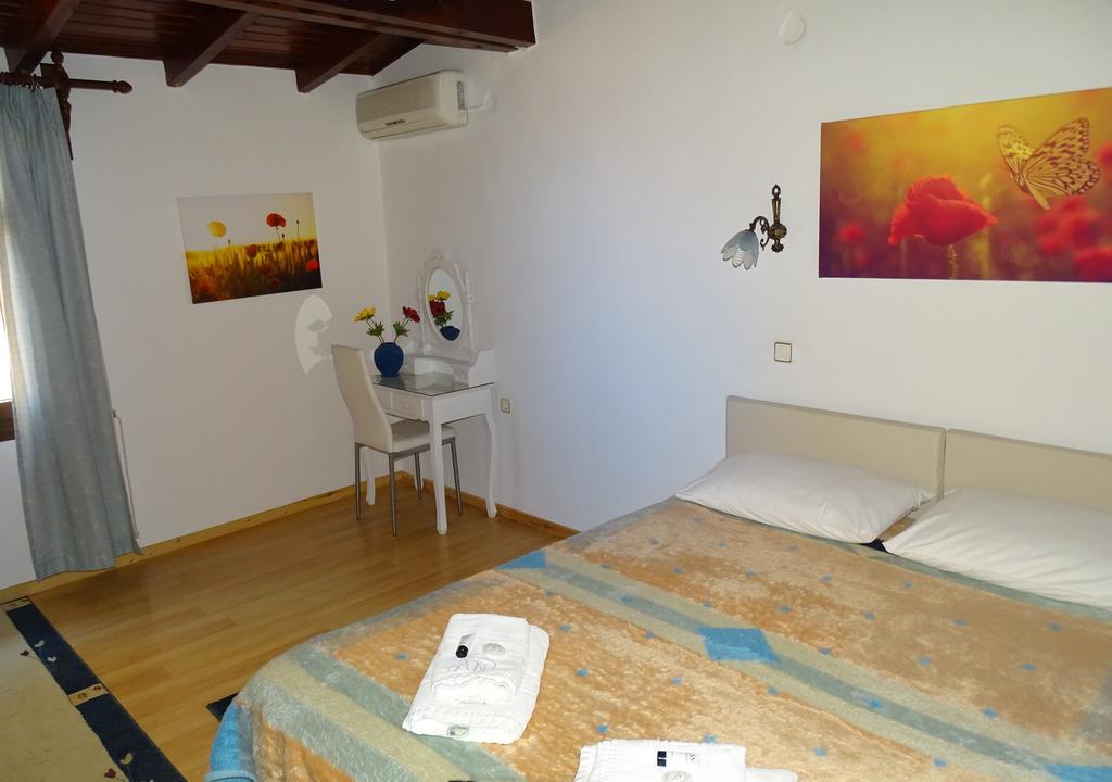 Anemones Rooms Chania  ภายนอก รูปภาพ