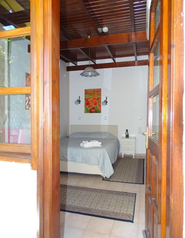 Anemones Rooms Chania  ภายนอก รูปภาพ